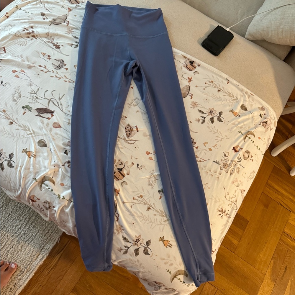 LULULEMON ALIGN SIZE 4